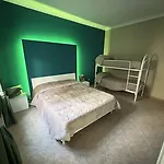Skycity Nocleg ze śniadaniem
