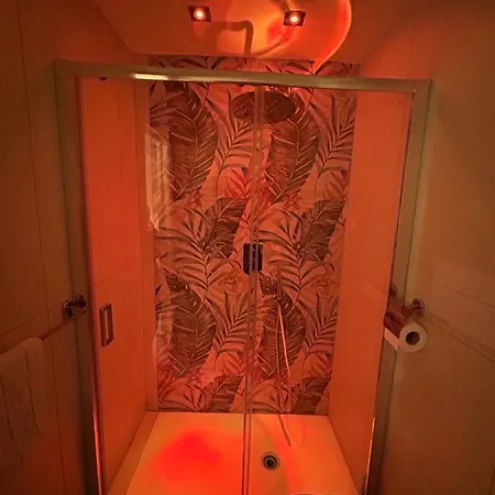 Skycity Panzió 3*