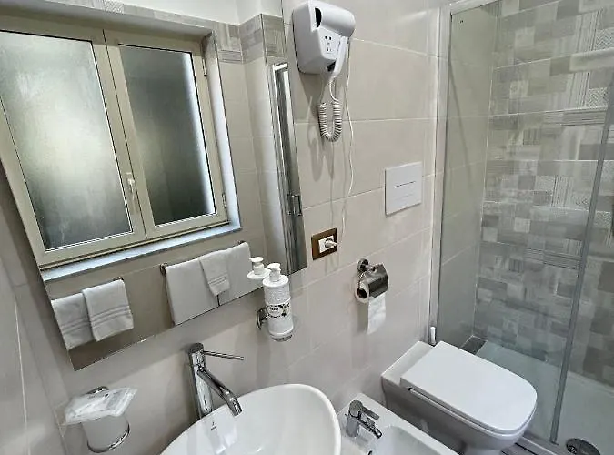 Skycity Bed and Breakfast 3*