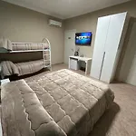 Bed and breakfast Skycity 3*